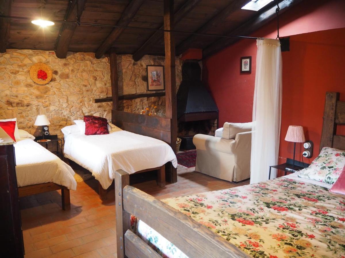 Hostal Mas Cal Sastre Sant Hilari Sacalm Exterior foto