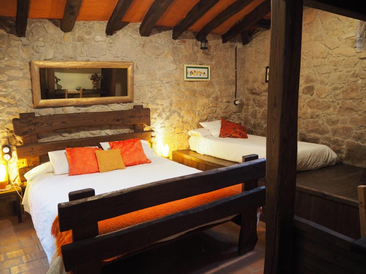 Hostal Mas Cal Sastre Sant Hilari Sacalm Exterior foto