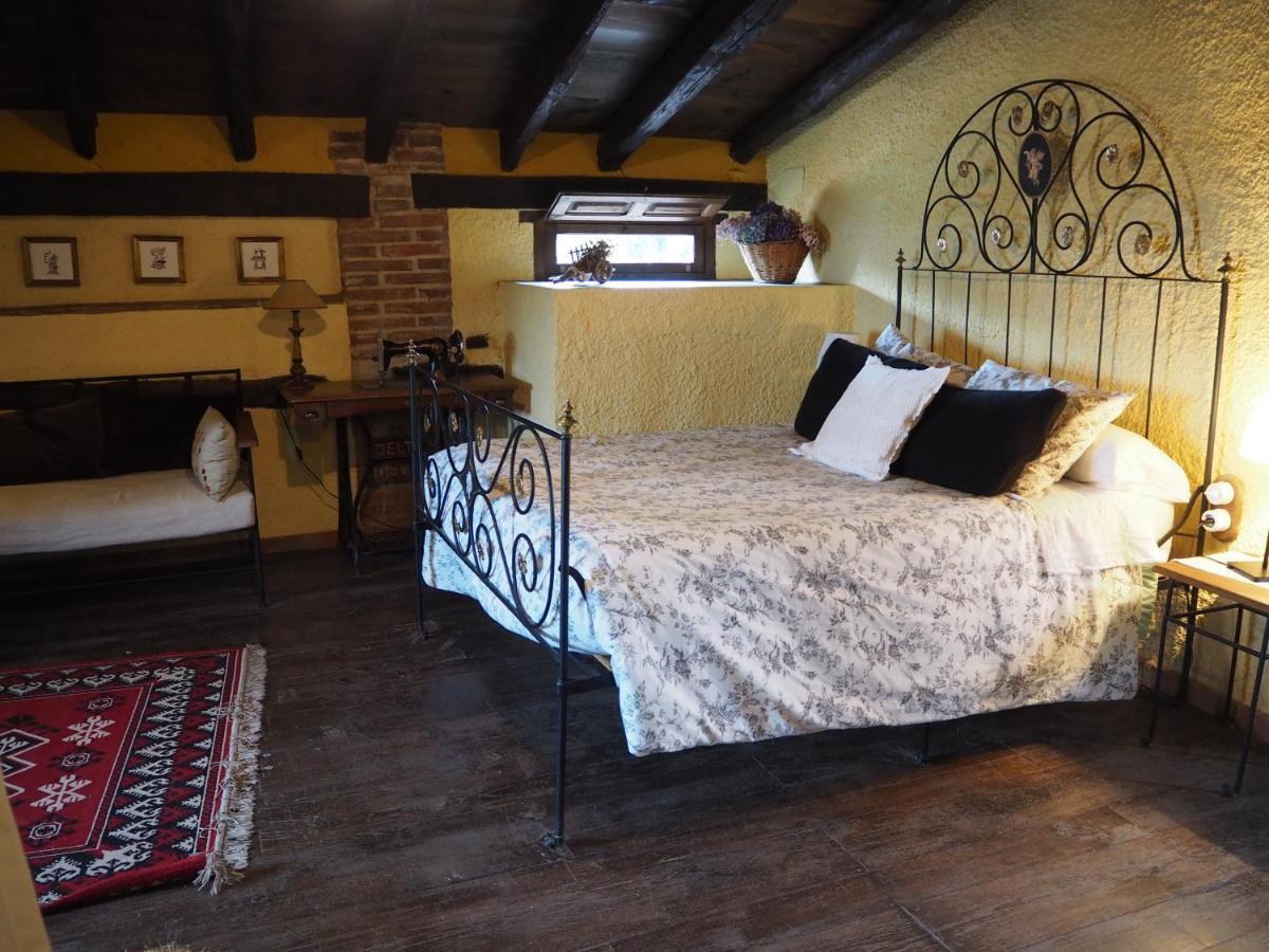 Hostal Mas Cal Sastre Sant Hilari Sacalm Exterior foto