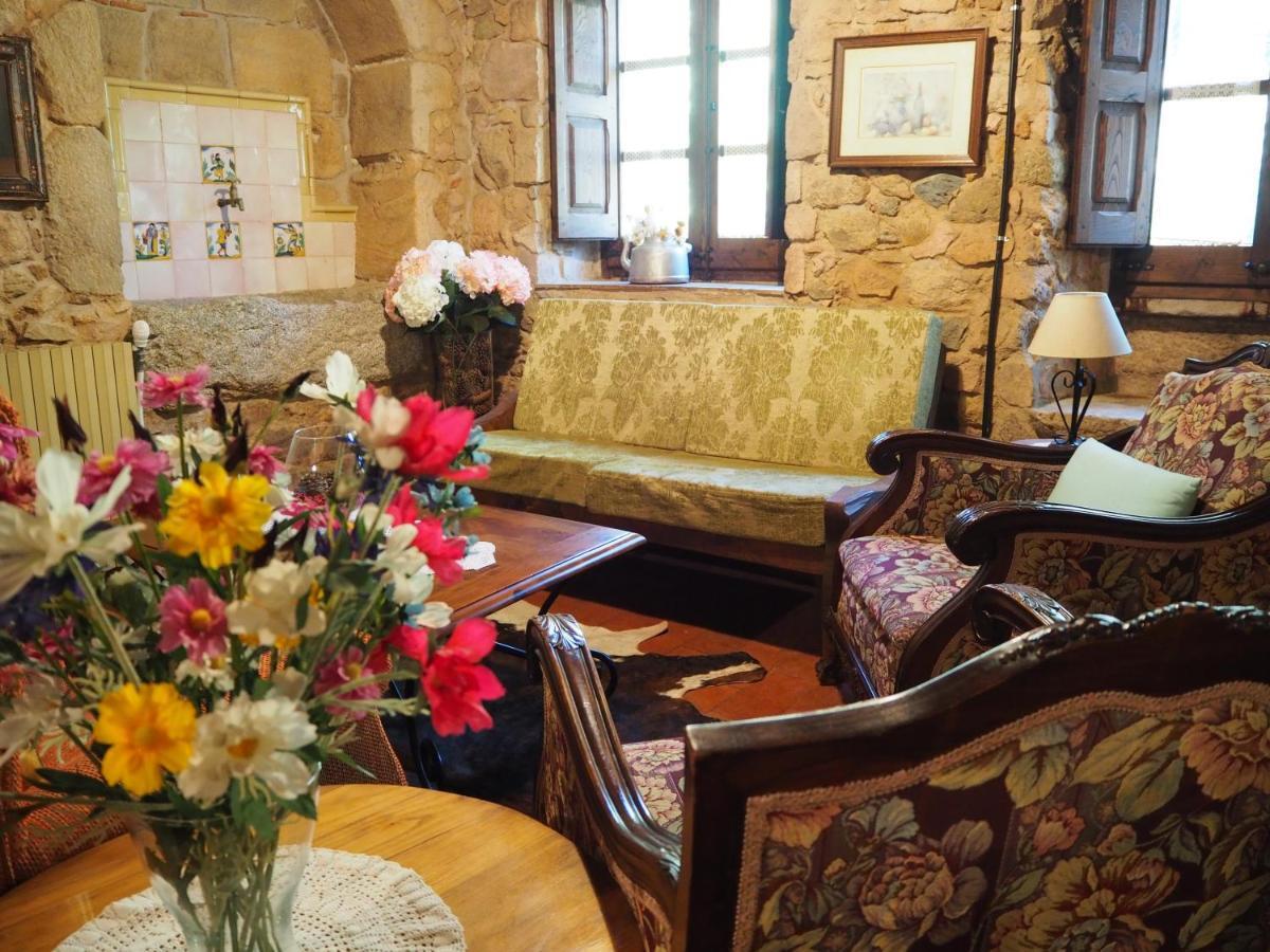 Hostal Mas Cal Sastre Sant Hilari Sacalm Exterior foto
